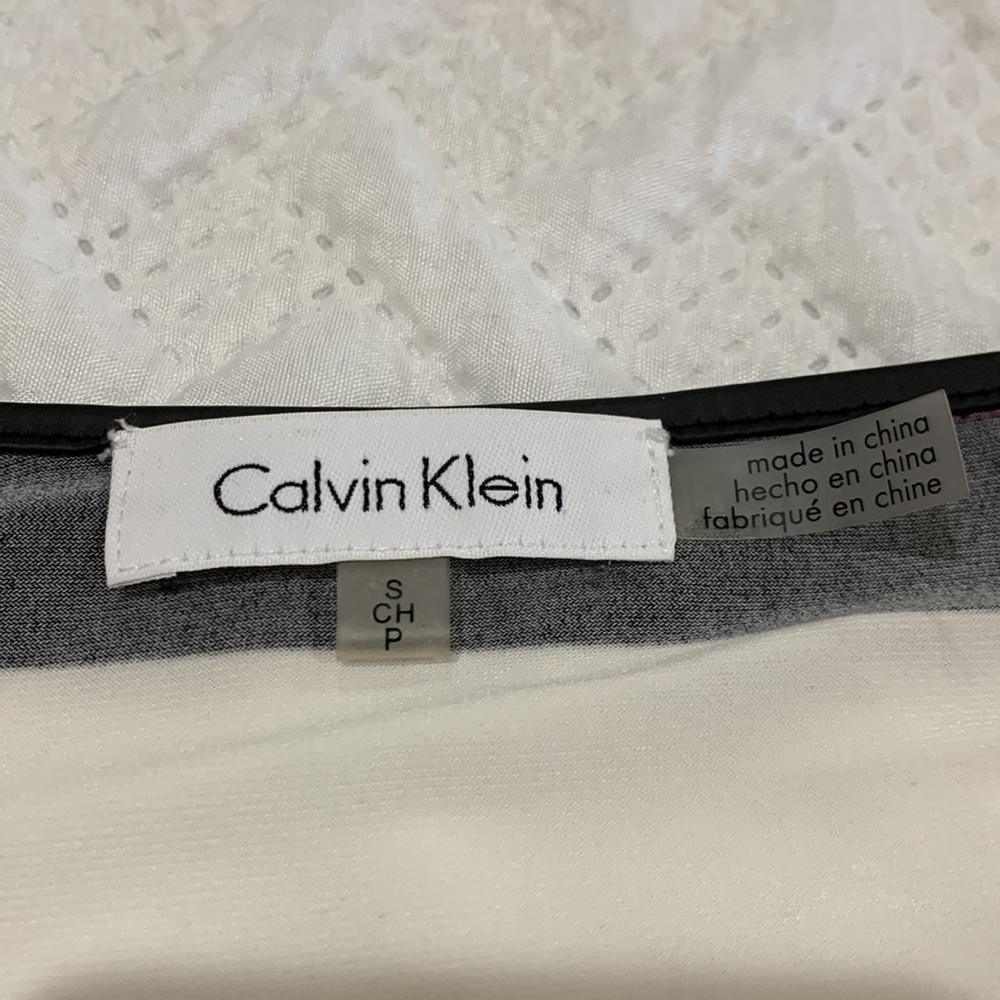 Calvin Klein cold shoulder striped top, Small - Picture 3 of 4